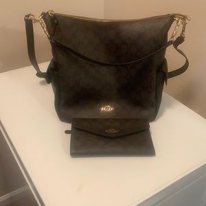 Nice coach shoulder bag brown/black color